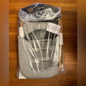 Maxi-Cosi Kori 2-In-1 Rocker, Metro-Essential Graphite